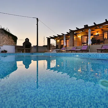 2043 Holiday home